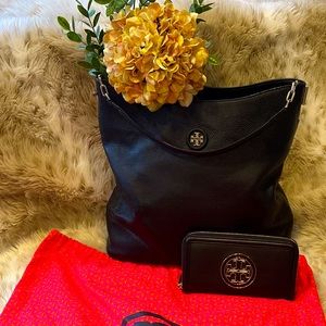 Tory Burch black hobo/bucket handbag with matching wallet
